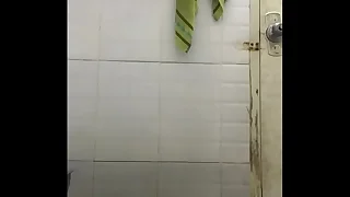 Cặc khủng sục bắn tinh